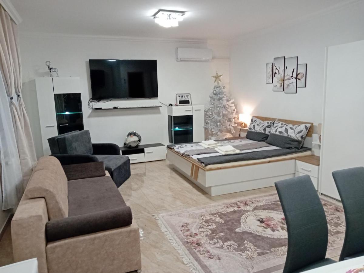 Hangjegy Apartman 德布勒森 外观 照片