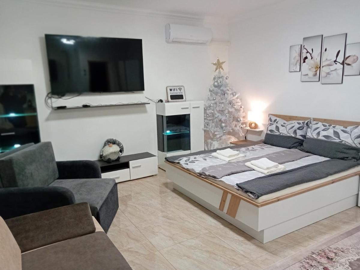 Hangjegy Apartman 德布勒森 外观 照片